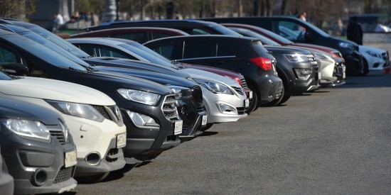Жители Зюзина могут парковаться на любых парковках Москвы бесплатно 8 марта