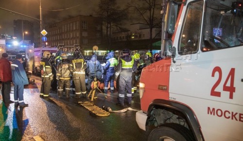 Ликвидировали последствия ДТП в районе Нагатино-Садовники