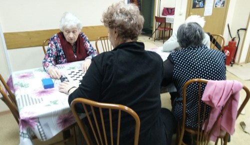 В «Альмеге» состоялся дружеский турнир по шашкам «Зимой и летом доска одним цветом»