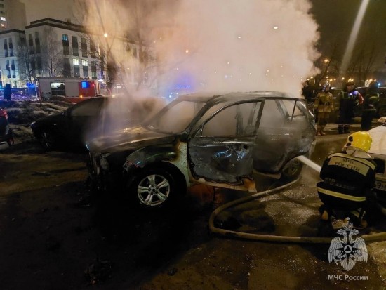 Огнеборцы ЮЗАО потушили пожар на Скобелевской