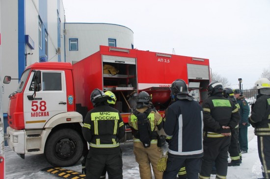 Пожарные провели учения в здании электрической подстанции № 851 «ГРАЧ» АО «ОЭК»