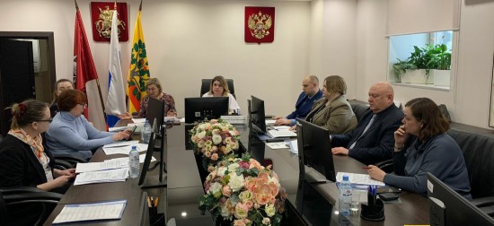 В управе Ломоносовского района прошло заседание комиссии по делам несовершеннолетних