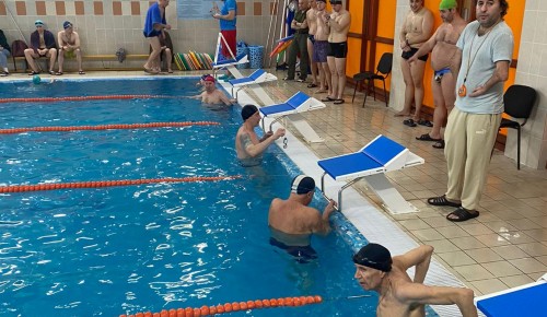Команды Зюзина заняли вторые места на соревнованиях по плаванию