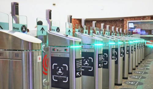 Турникеты станций Калужско-Рижской линии подключили к системе по распознаванию лиц