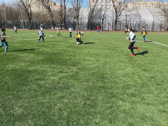 В ЦСД «Атлант» СП «Зюзино» прошли районные отборочные соревнования по футболу