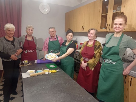 В ЦМД «Ясенево» прошел мастер-класс по приготовлению пасхального печенья