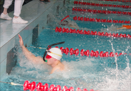 Студент МГРИ победил на чемпионате Москвы по плаванию