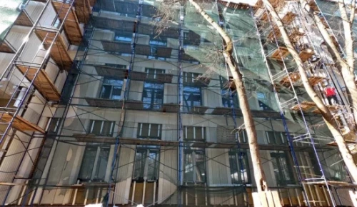 Высоту подвала в поликлинике №11 на улице Кравченко увеличили