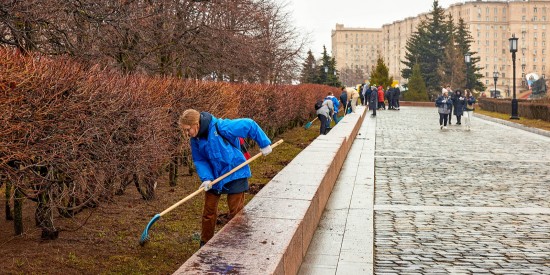 Жителей Ясенева приглашают на общегородской субботник 15 апреля