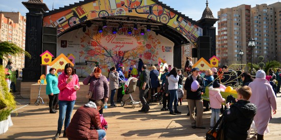 На площадке фестиваля «Пасхальный дар» в Теплом Стане 17 апреля выступит хор «Московского долголетия»