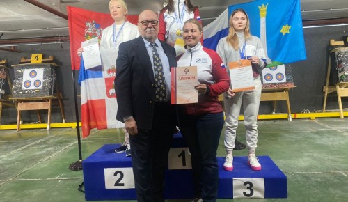 Сотрудница НИИ «Полюс» стала чемпионкой России по стрельбе из арбалета