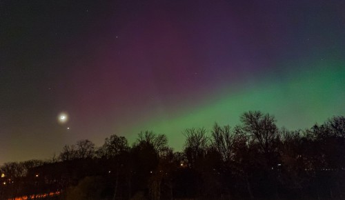 Воспитанники и педагоги Московского дворца пионеров увидели северное сияние