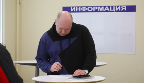 Волонтеры: Москвичи могут получить информацию о контрактной службе сразу по нескольким каналам связи