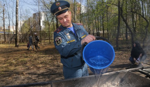 Чтобы из искры не возгорелось пламя. Выясняем, как безопасно пожарить шашлык