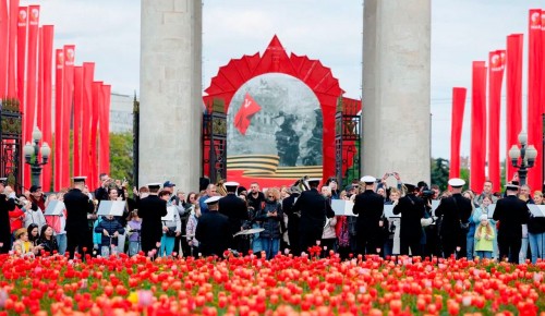 Собянин: Праздничные мероприятия по случаю Дня Победы посетили более 1,2 млн человек