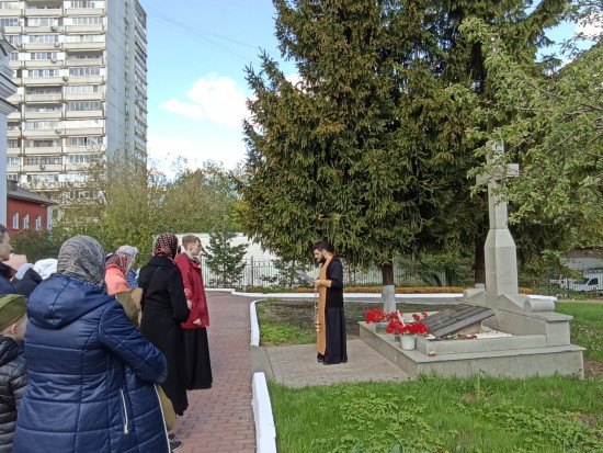 Храм Живоначальной Троицы в Конькове организовал мероприятие, посвященное Дню Победы