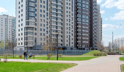 Почти 850 человек из ЮЗАО стали правообладателями квартир по программе реновации в 2023 году