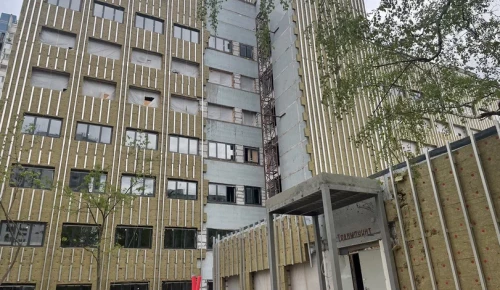 Черновая отделка помещений началась в поликлинике на Новоясеневском проспекте