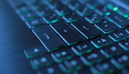 Полицейские из Ясенева задержали мошенника, обманувшего продавца приставки