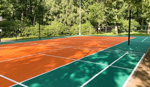 Ремонт волейбольных площадок в Воронцовском парке завершен раньше срока
