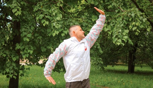 В Воронцовском парке запустили новое направление «Цигун» для участников «Московского долголетия»