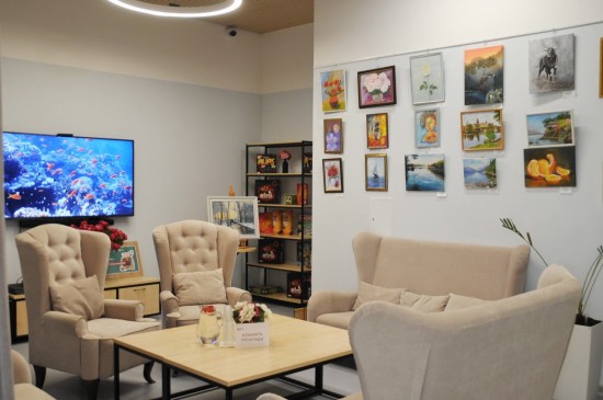 Прохладную питьевую воду можно получить в окружных центрах московского долголетия