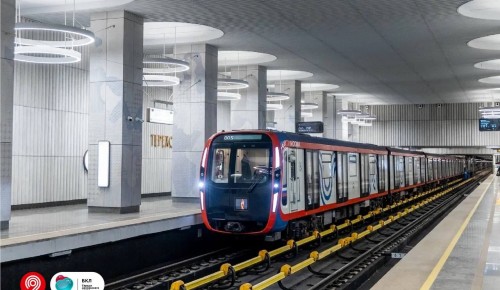 На оранжевую ветку метро до конца года поставят более 200 современных вагонов