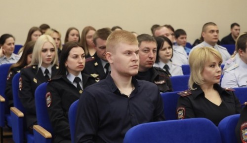 Заместитель председателя Общественного совета при УВД по ЮЗАО Максим Богниченко принял участие в государственно-правовом информировании личного состава УВД