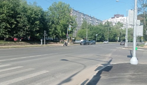 На пересечении Херсонской и Болотниковской улиц провели модернизацию светофоров