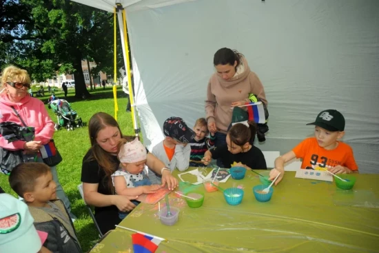 В Воронцовском парке в выходные пройдут встречи читального клуба «Книжная ПАРКовка»