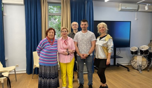 Активисты ЦМД «Ломоносовский» посетили лекцию «ЗОЖ 65+»