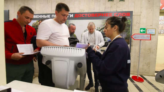 Московские добровольцы, записывающиеся на контрактную службу,  рассказали о поддержке родственников