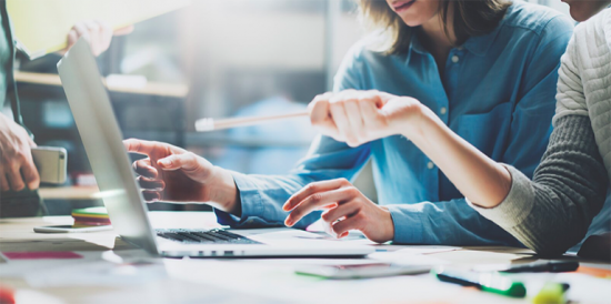 Политолог Алена Август: Целью ДЭГ является создание комфортных условий на выборах для всех избирателей