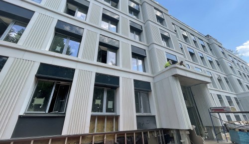 Фасад поликлиники №22 на Большой Черемушкинской улице выполнен на 80 процентов