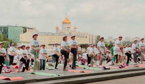 Зарядка для долголетия. В столице стартовали спортивные мероприятия для старшего поколения