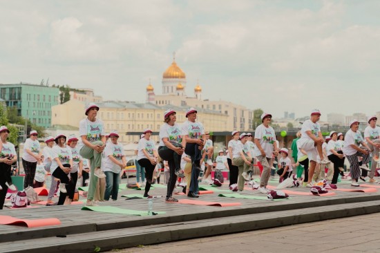 Зарядка для долголетия. В столице стартовали спортивные мероприятия для старшего поколения