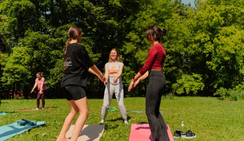 В «Меридиане» пройдет трехдневный интенсив «С йогой по жизни»