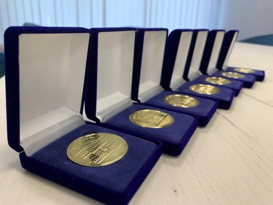Выпускники школы №1273 получили 29 городских и федеральных медалей за успехи в учебе