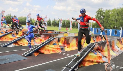 Команда г. Москвы стала серебряным призером в командном зачете по итогам соревнований по пожарно-спасательному спорту