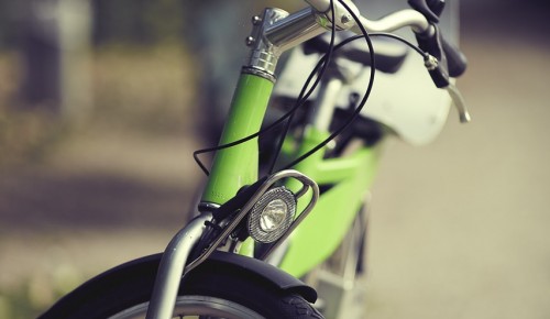 В Академическом районе у припаркованного электровелосипеда похитили аккумулятор