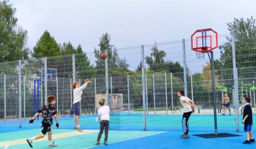 В Северном Бутове прошли соревнования по стритболу «Оранжевый мяч»
