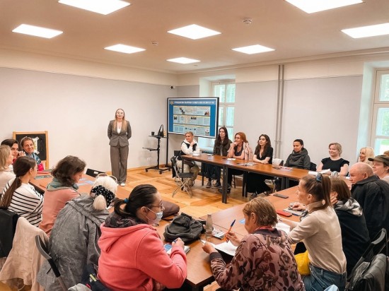 Жителей Ломоносовского района приглашают в Воронцовский парк на курсы итальянского языка