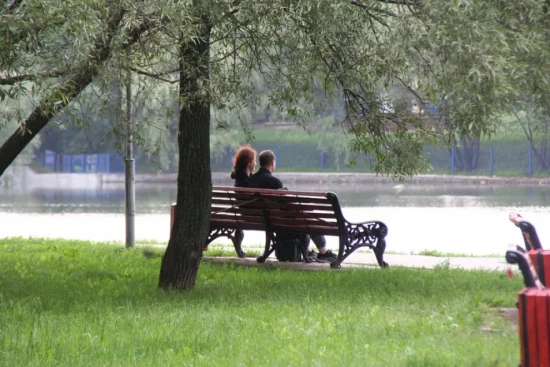 Жителей ЮЗАО ждут небольшие дожди в выходные и потепление в начале недели