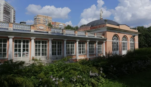 Участники квеста проверят знания об Обручевском районе в Воронцовском парке