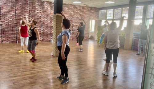 Пенсионеров района Южное Бутово приглашают на занятия латиноамериканскими танцами