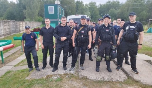 Полицейские Юго-Западного административного округа Москвы приняли участие в стрельбах