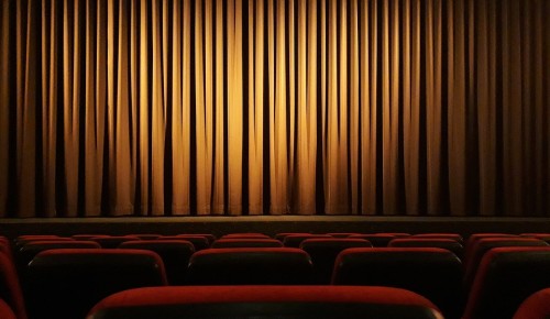 Театр Вернадского запустил продажу билетов на сентябрь