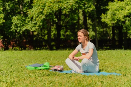 На Коньковских прудах пройдет бесплатный мастер-класс «Йога на воде»