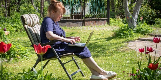 Долголетам из Котловки помогут освоить смартфон и ноутбук