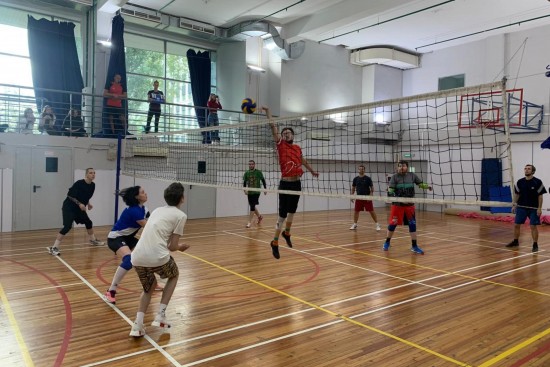 Команда Обручевского района стала призером окружных соревнований по волейболу